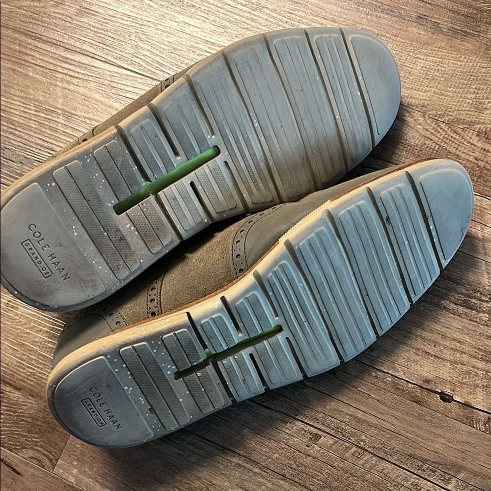Cole Haan Gray and Blue Oxfords with Minimalist Design - Picture 2 of 4